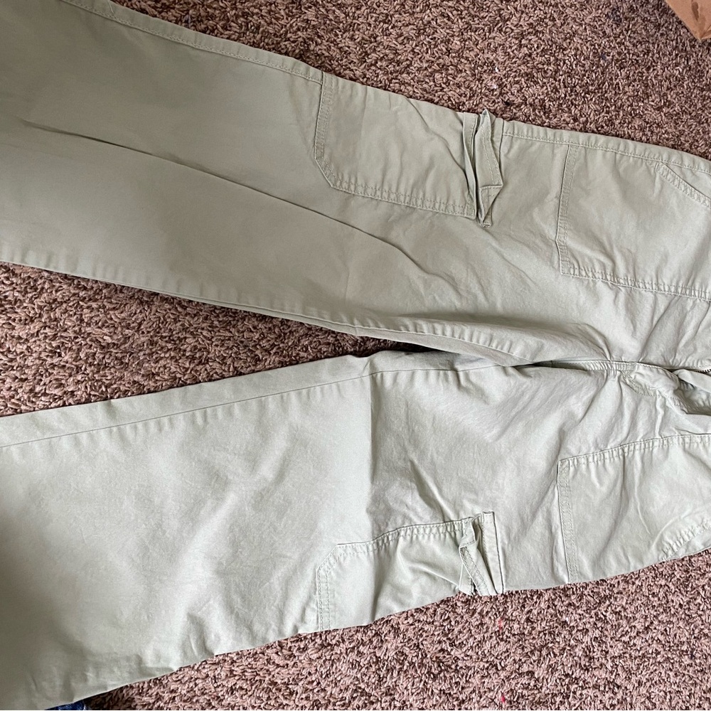 Women’s Olive Green Cargos